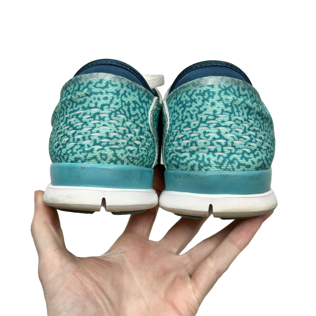 Shoes Athletic By Nike Size: 8.5