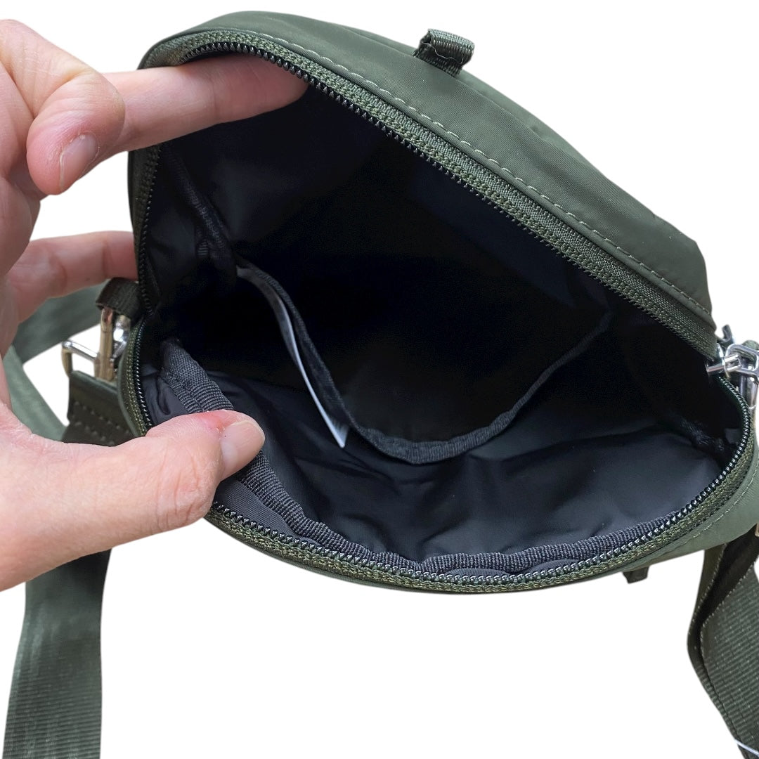 Handbag By Athleta In Green, Size:Small