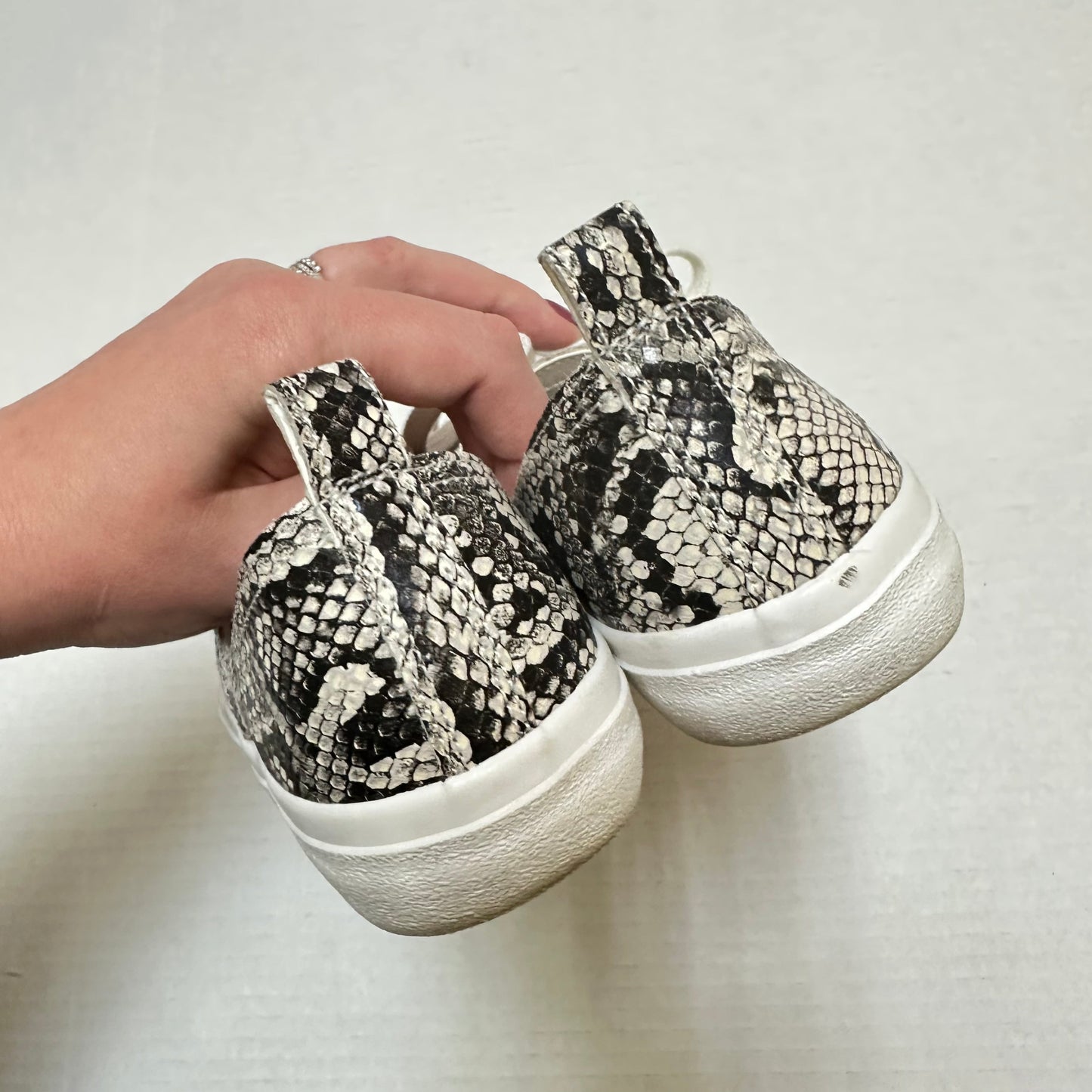 Shoes Flats Boat By Sole Society Size: 6