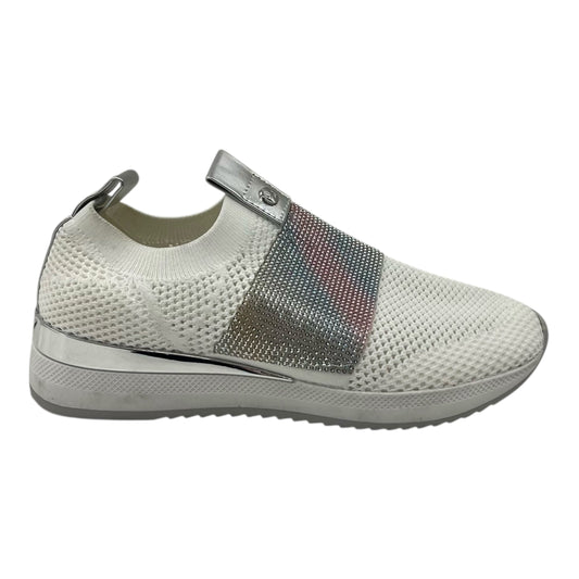 Shoes Sneakers By Nine West In Cream, Size:5