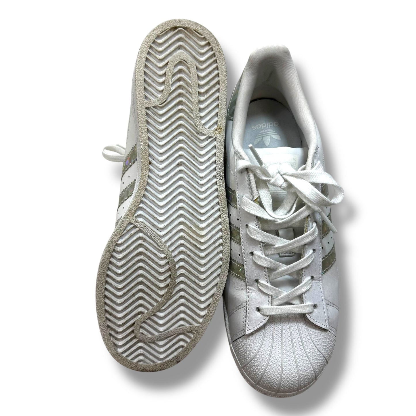 Shoes Sneakers By Adidas In White, Size: 5.5
