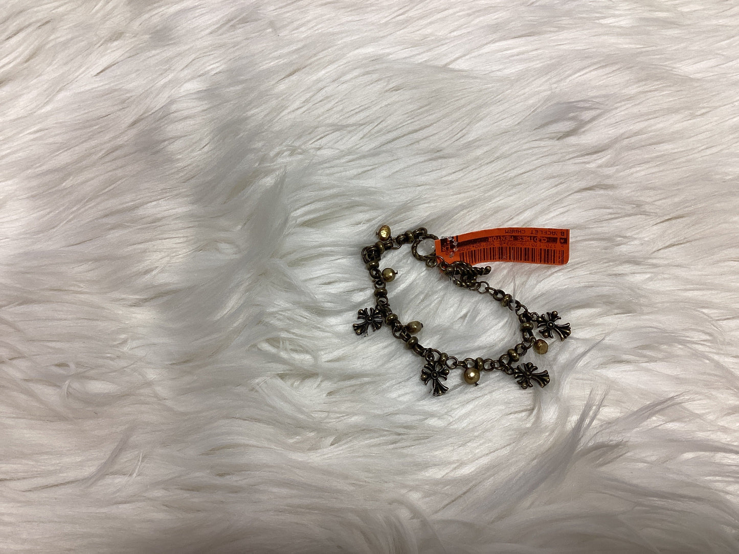 Bracelet Charm By Clothes Mentor In Gold