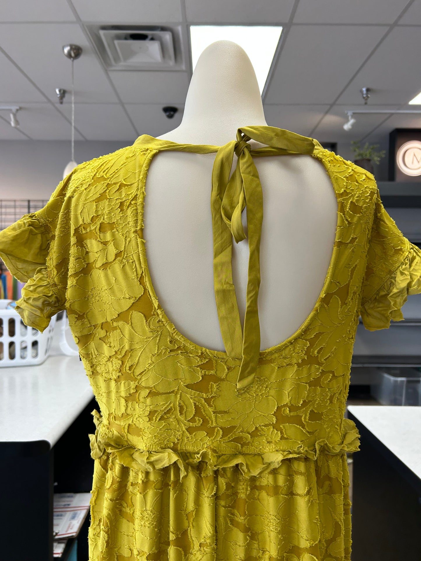 Dress Casual Short By Anthropologie In Yellow, Size:Xs