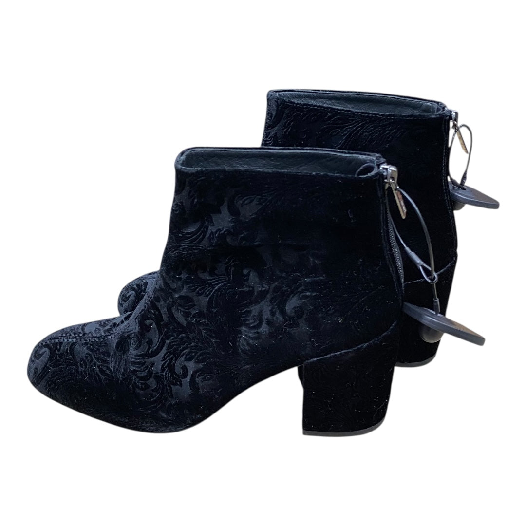Boots Designer By Stuart Weitzman In Black, Size:9
