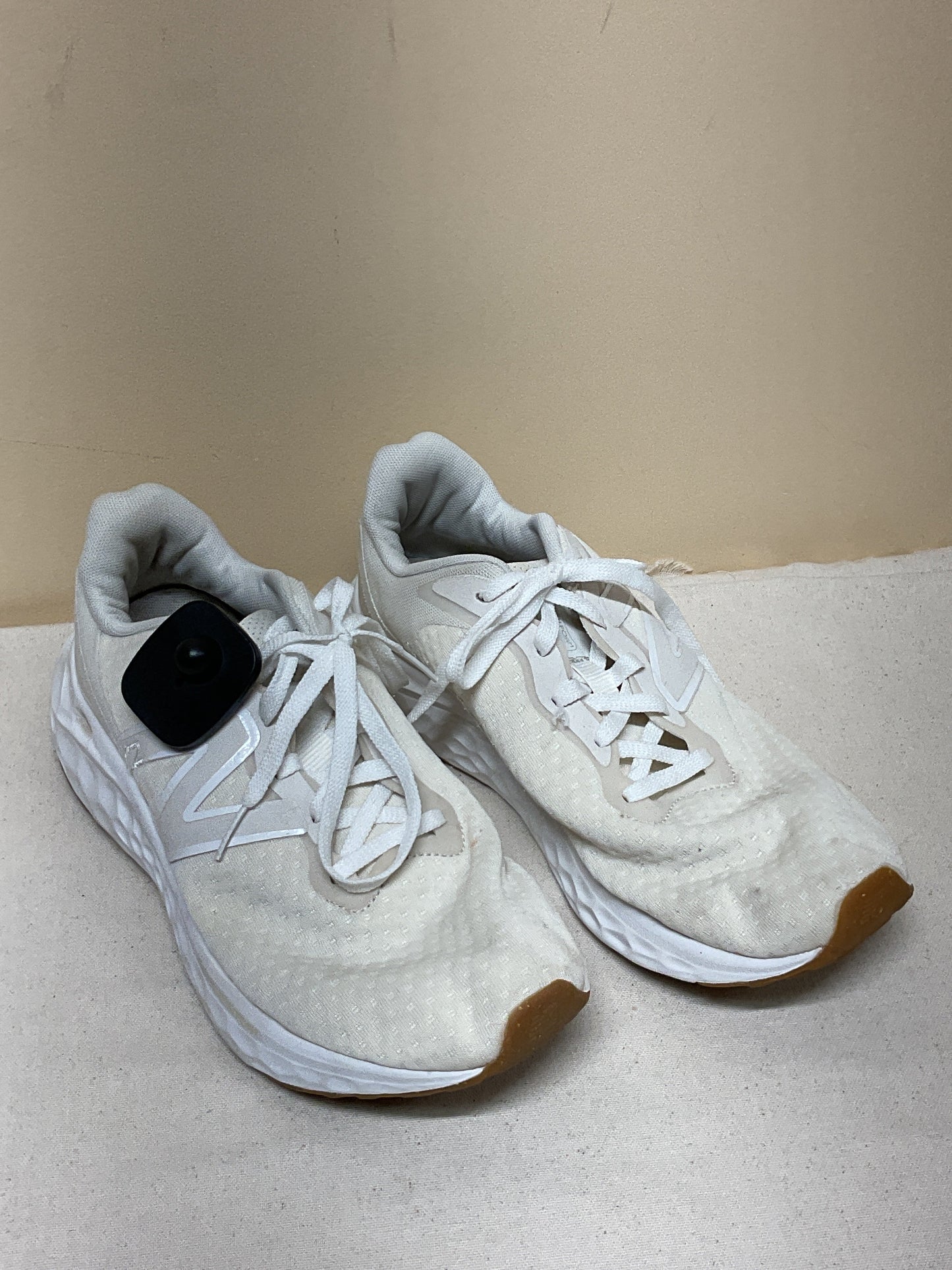 Shoes Athletic By New Balance In Cream, Size:11