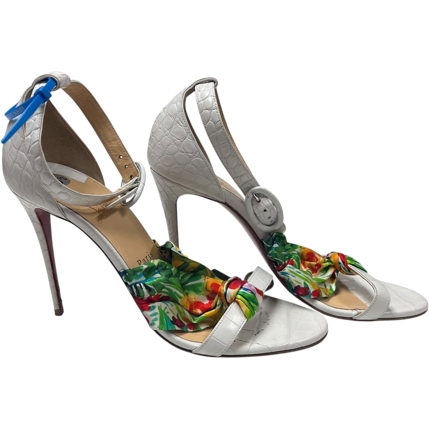 Sandals Luxury Designer By Christian Louboutin In White, Size: 9.5