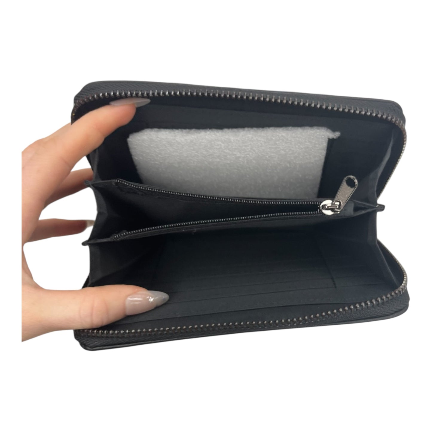 Wallet By No Boundaries In Black & White, Size:Small