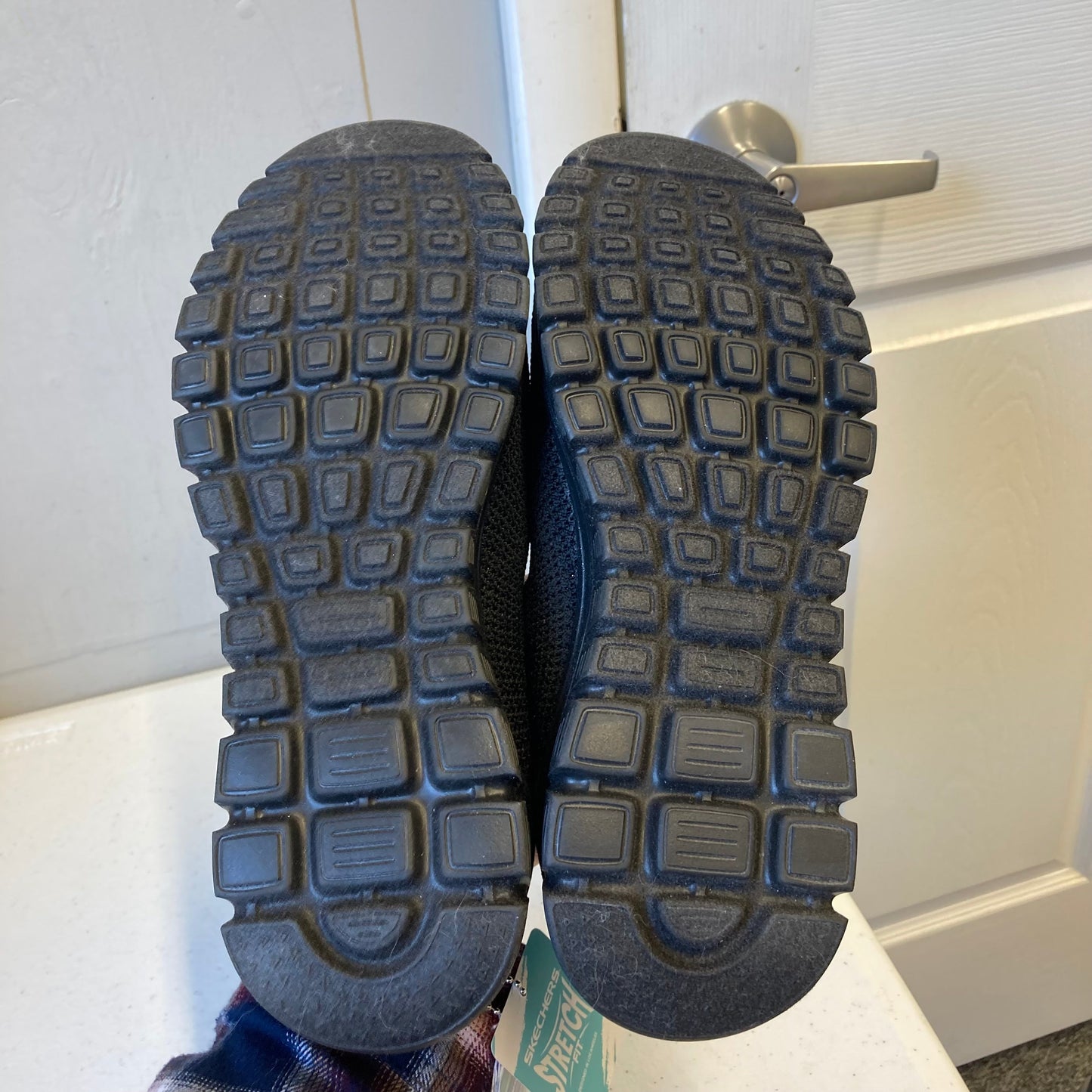 Shoes Flats By Skechers In Black, Size:9