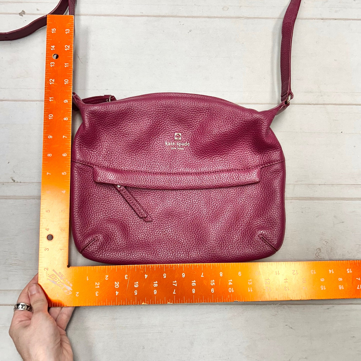 Crossbody Designer By Kate Spade, Size: Medium