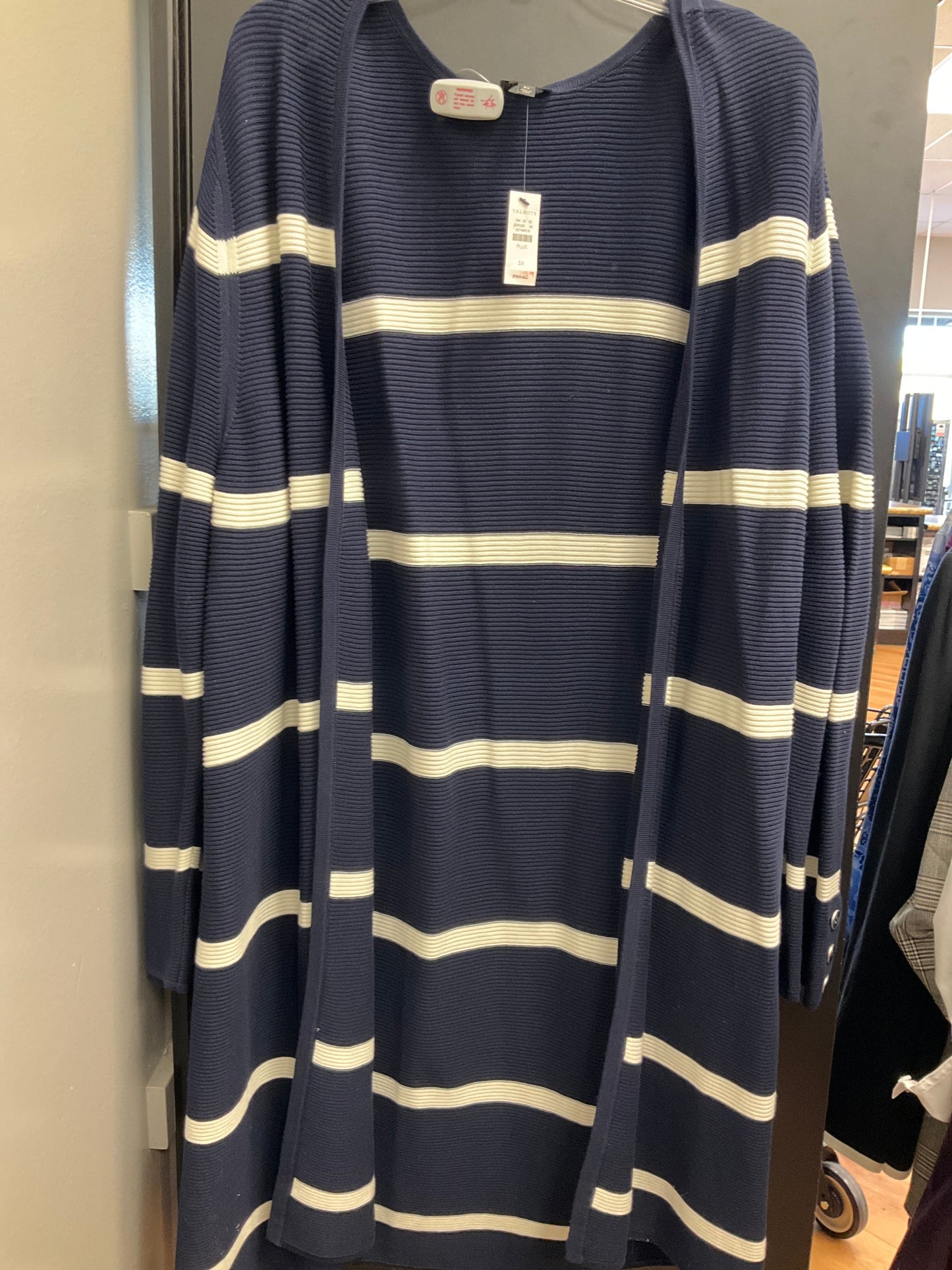 Top 2pc Sleeveless By Talbots In Navy, Size: 3x
