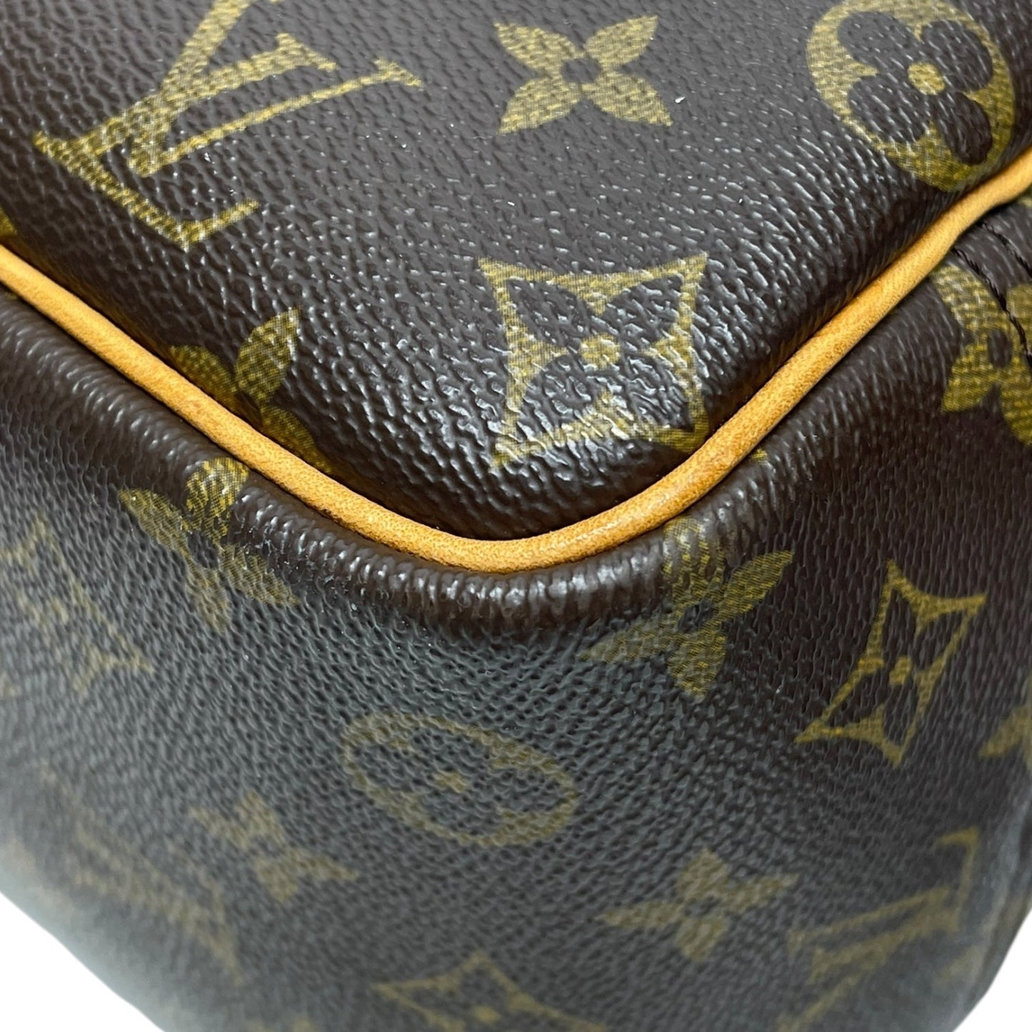 Handbag Luxury Designer By Louis Vuitton, Size: Large