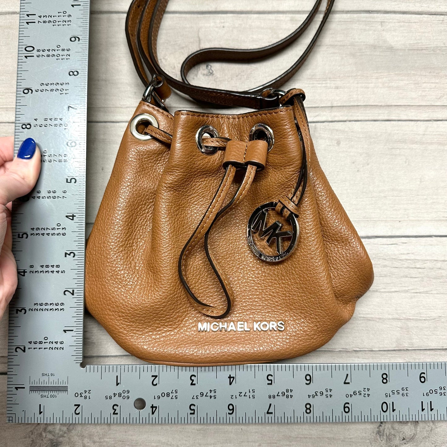Crossbody Designer By Michael By Michael Kors, Size: Small