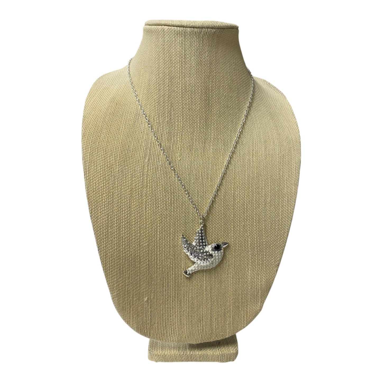 Necklace Pendant In Silver & White