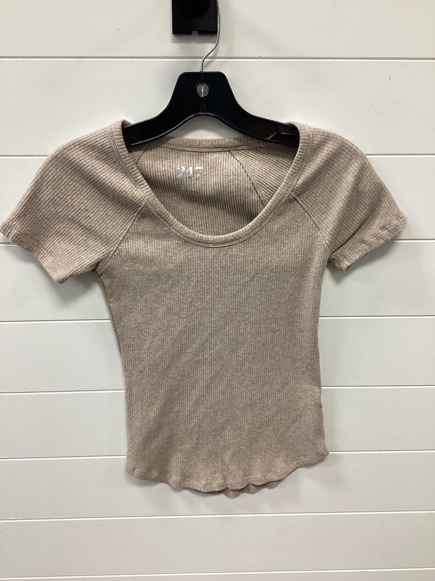 Top Ss By Maurices In Tan, Size:Xs