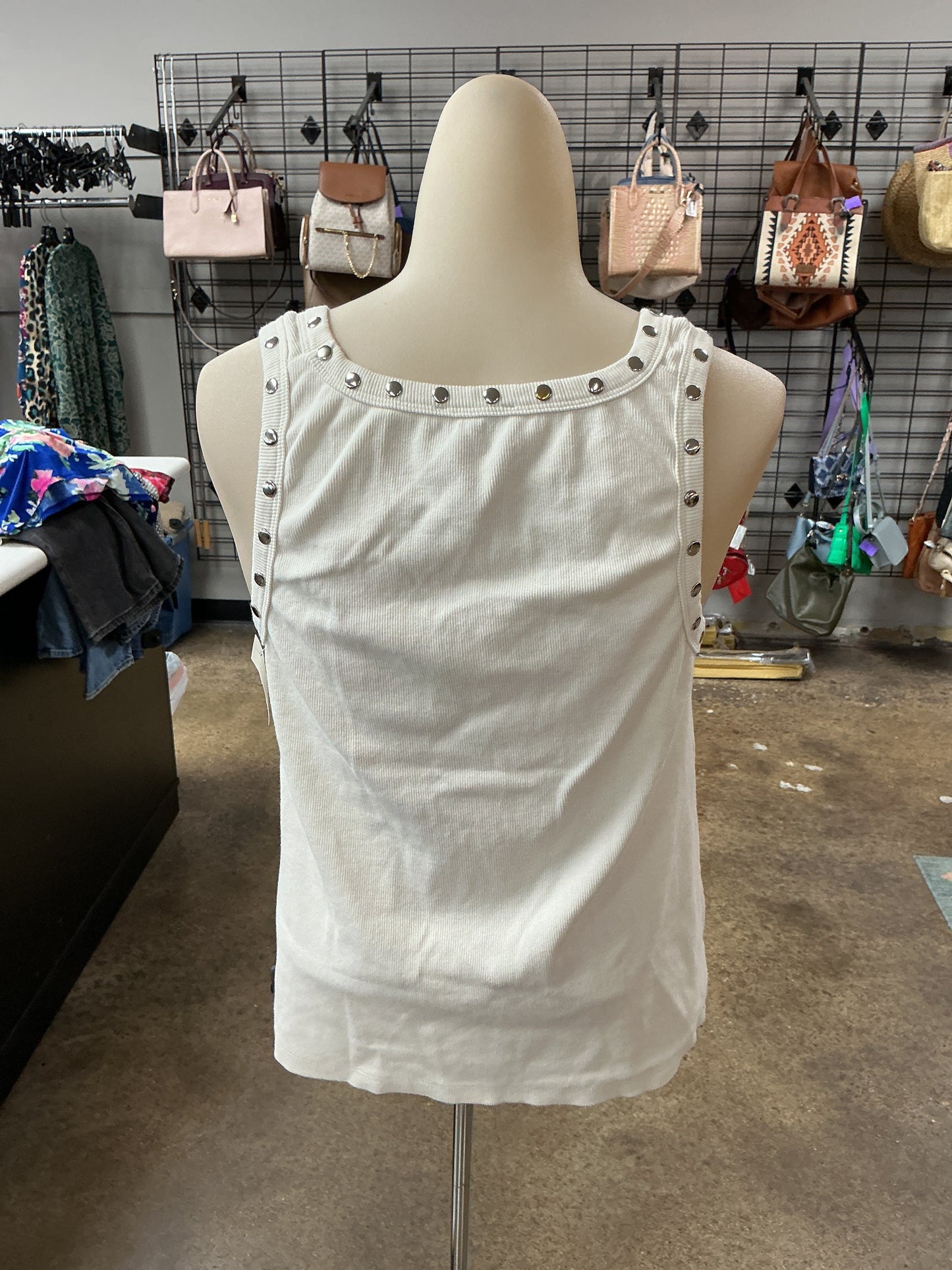 Tank Top By Clothes Mentor In Cream, Size:L