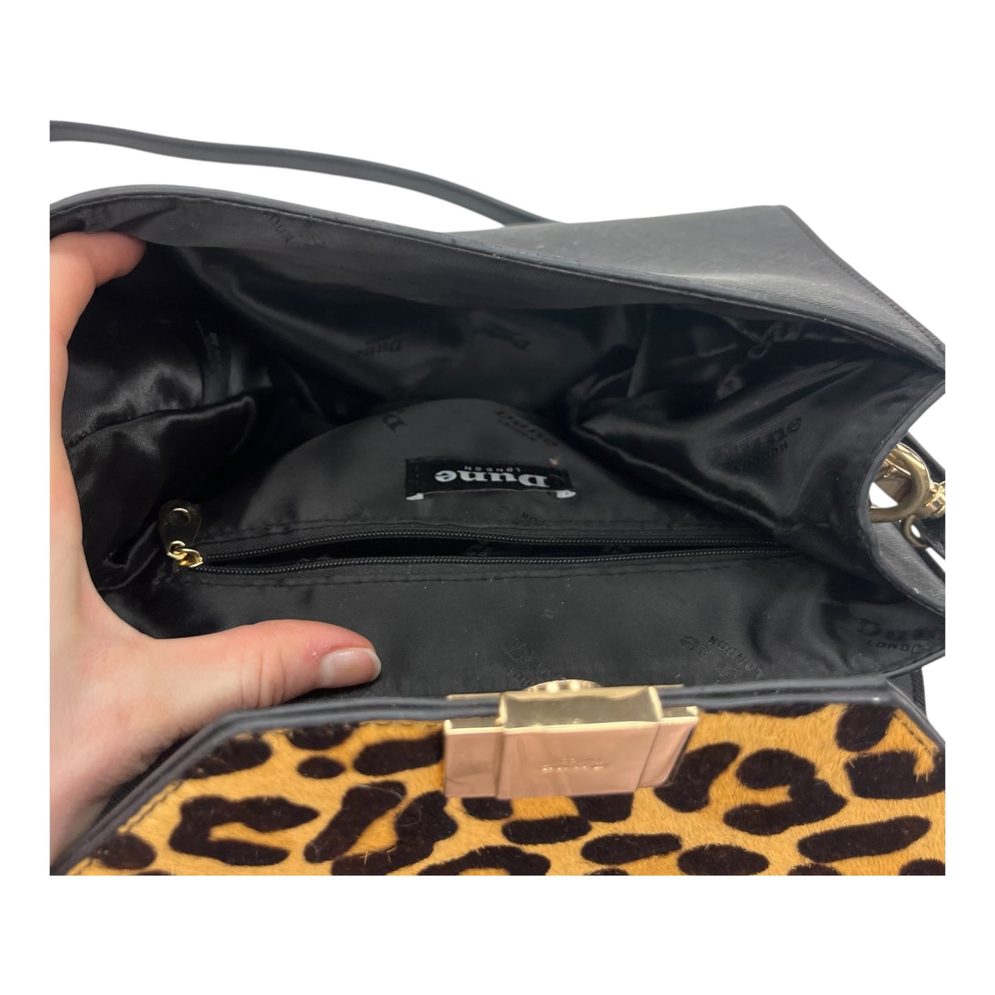 Crossbody By Clothes Mentor In Black, Size:Medium