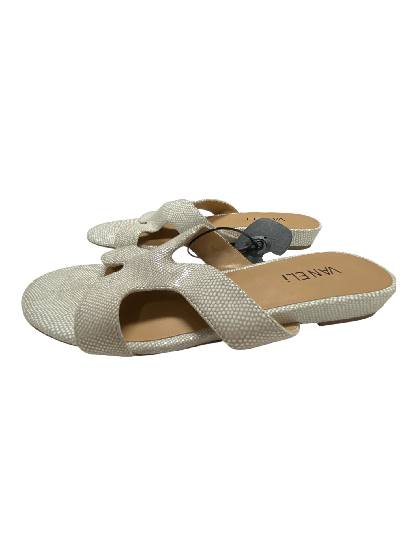 Shoes Flats By Vaneli In Tan, Size:7.5