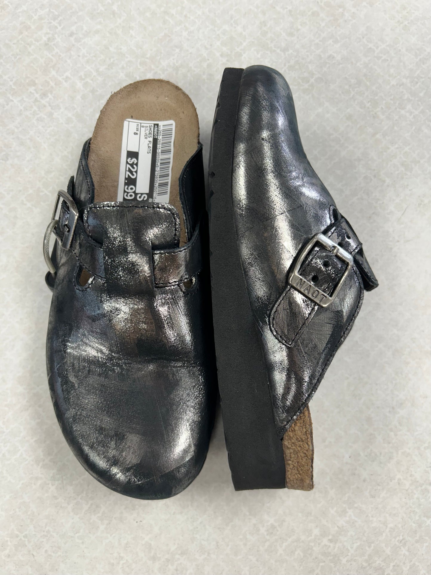 Shoes Flats By Naot In Silver, Size:6