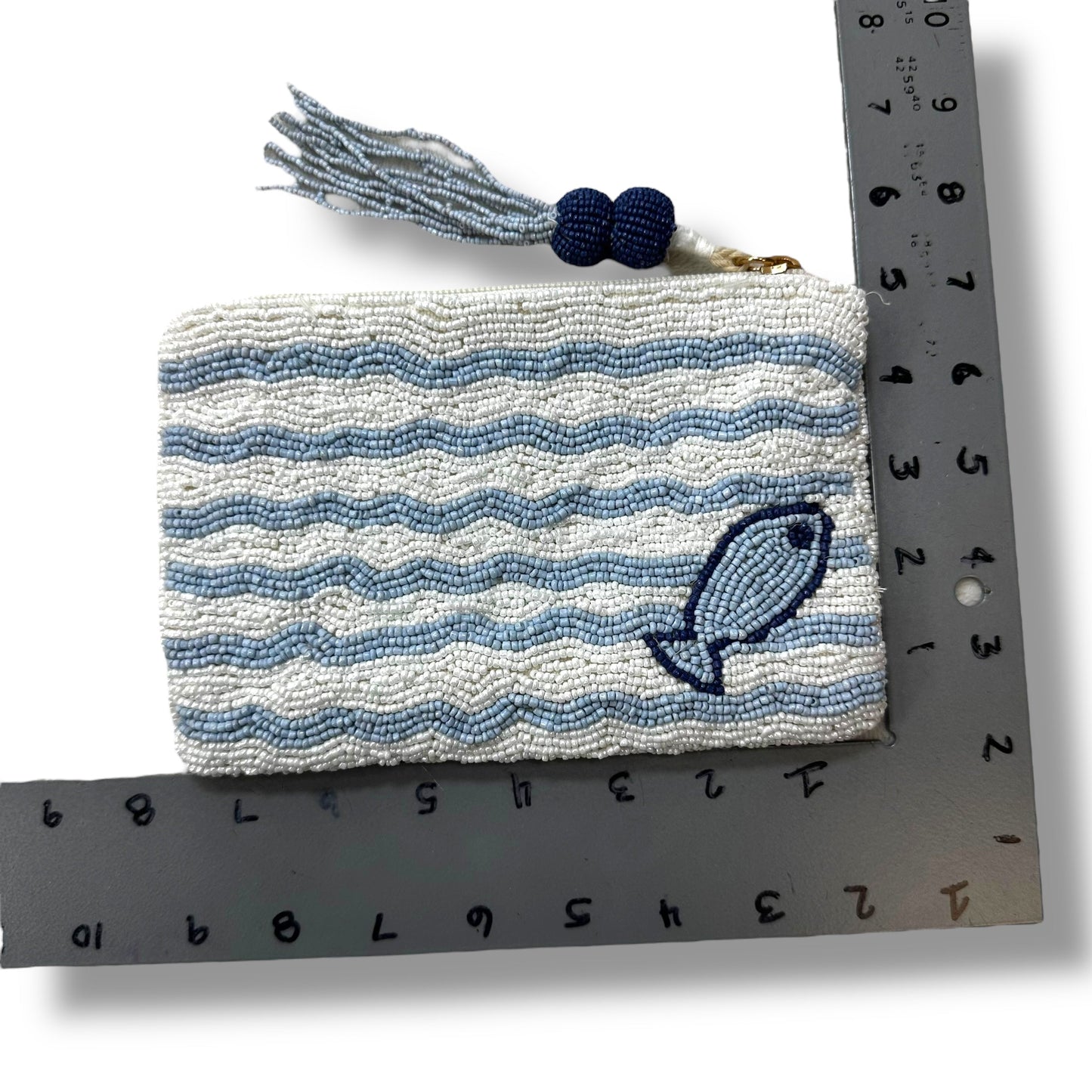 Beaded pouch By Clothes Mentor, Size: Small