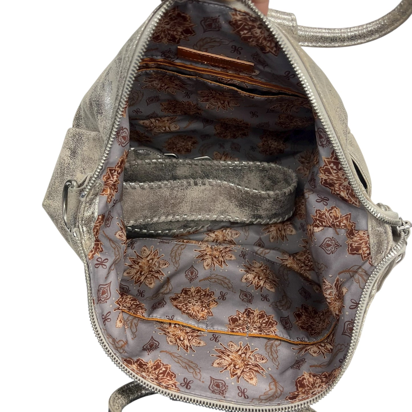 Handbag Leather By Hobo Intl In Cream & Silver, Size:Large