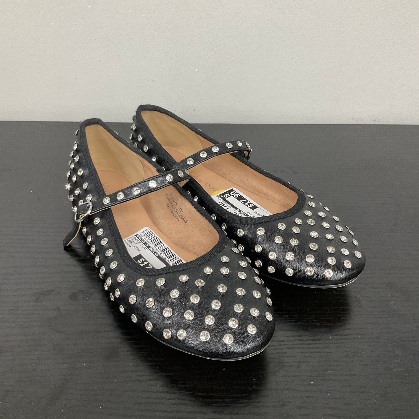 Shoes Flats By House Of Harlow In Black, Size:7