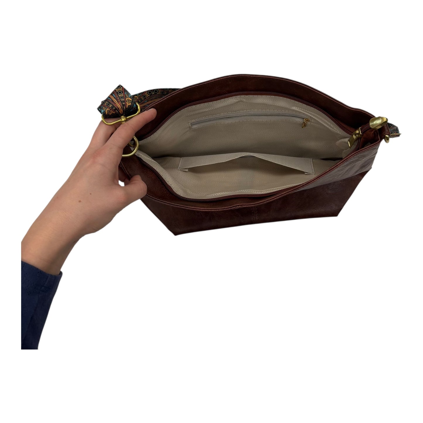 Crossbody By Clothes Mentor In Brown, Size:Medium