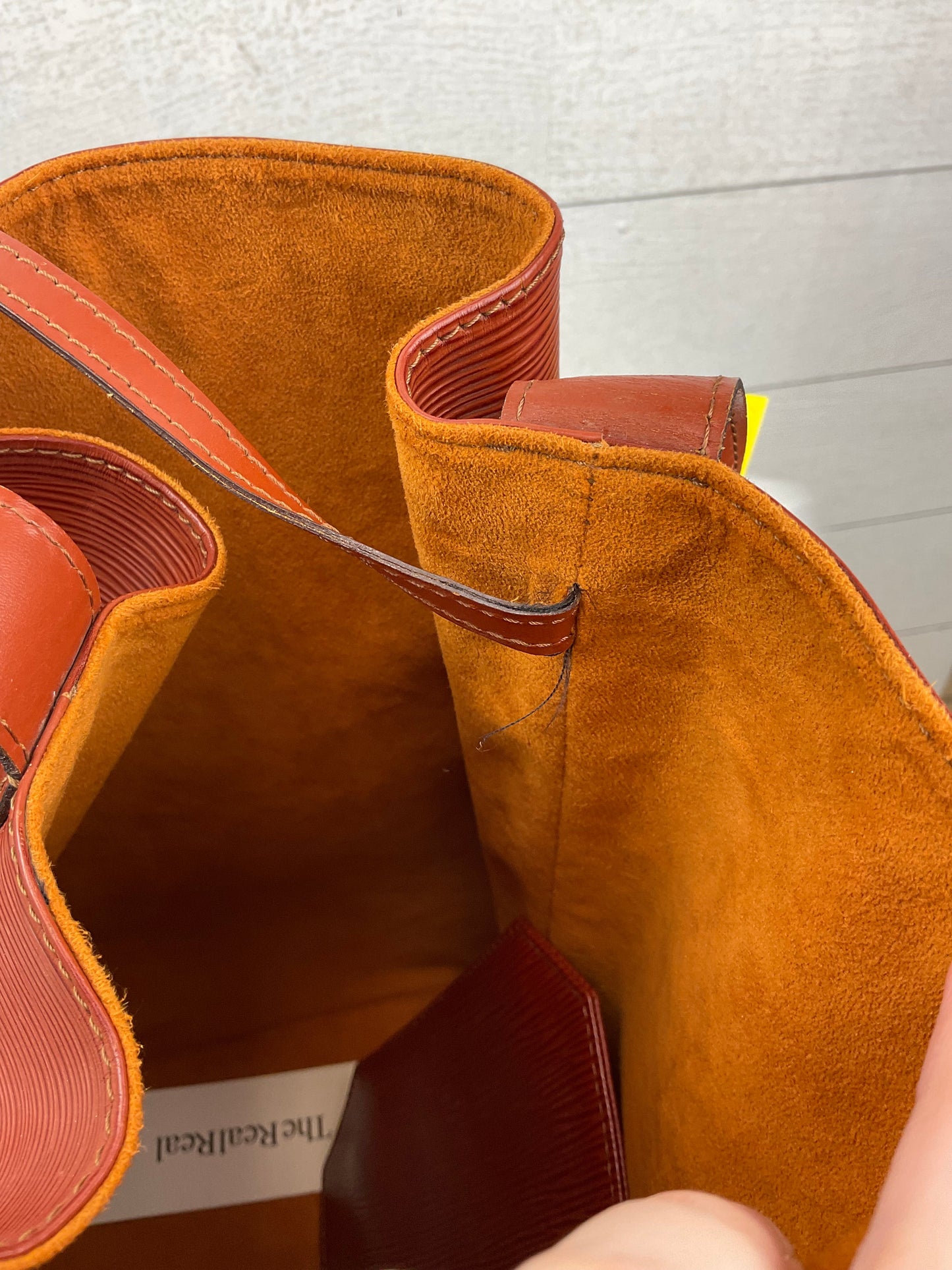 Handbag Luxury Designer By Louis Vuitton, Size: Medium