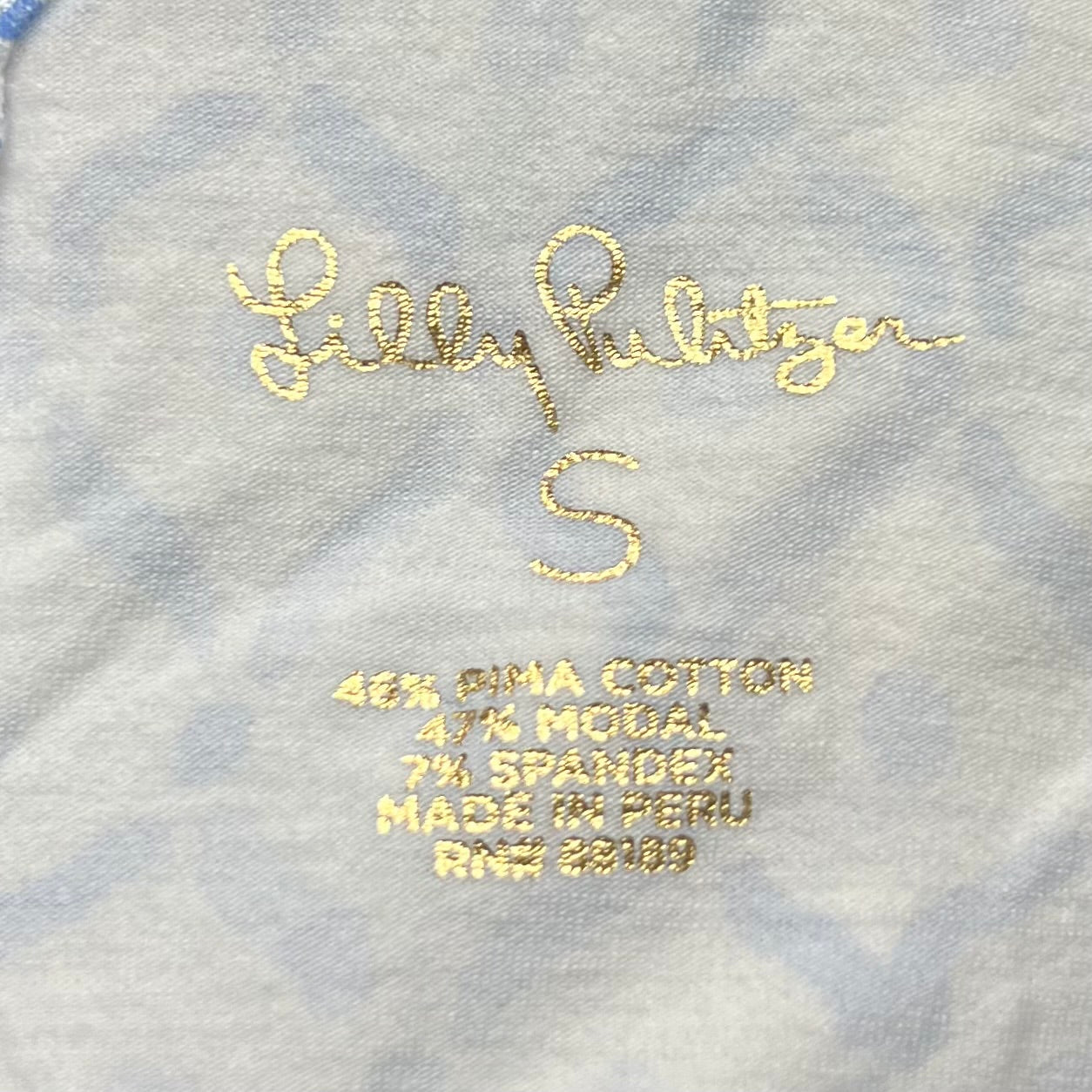 Top Short Sleeve Designer By Lilly Pulitzer In Blue & White, Size: S