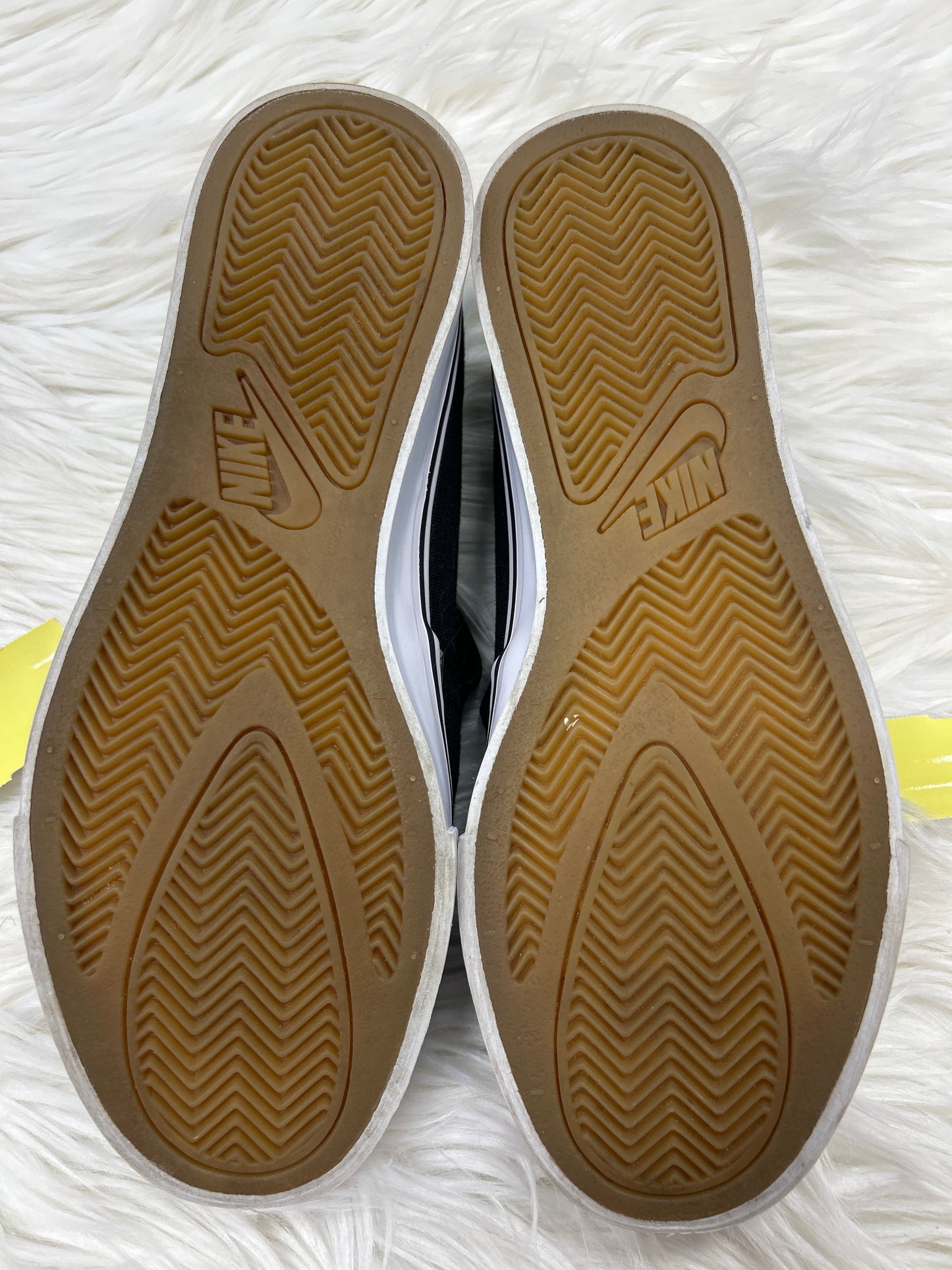 Shoes Flats By Nike In Black, Size:9