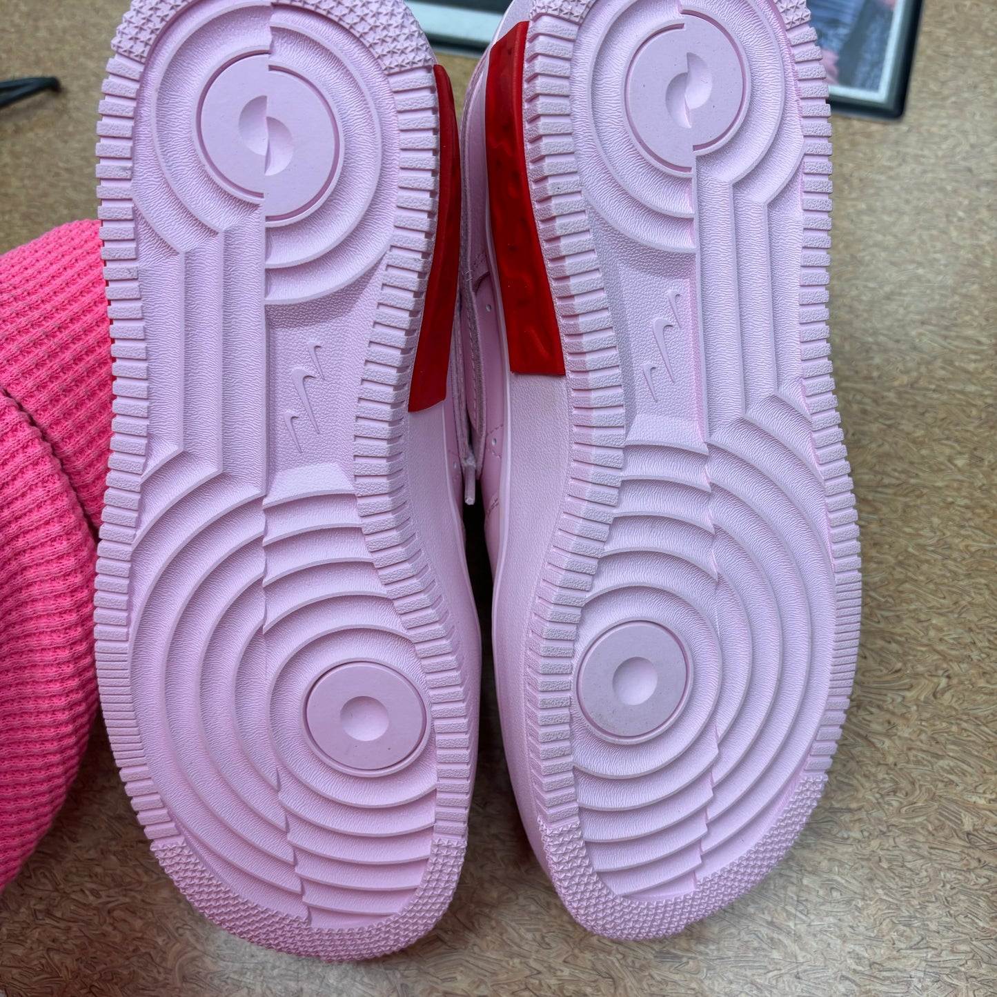 SHOES SNEAKERS by NIKE In PINK, Size: 8.5