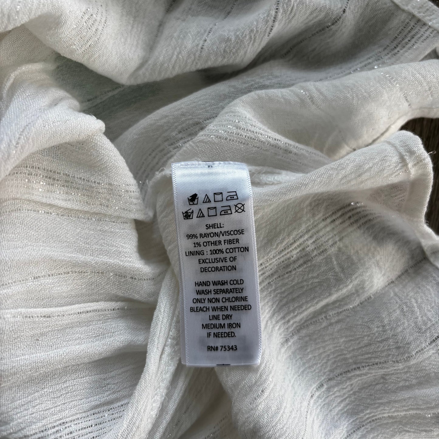 Top Long Sleeve By Rachel Zoe In White, Size: L