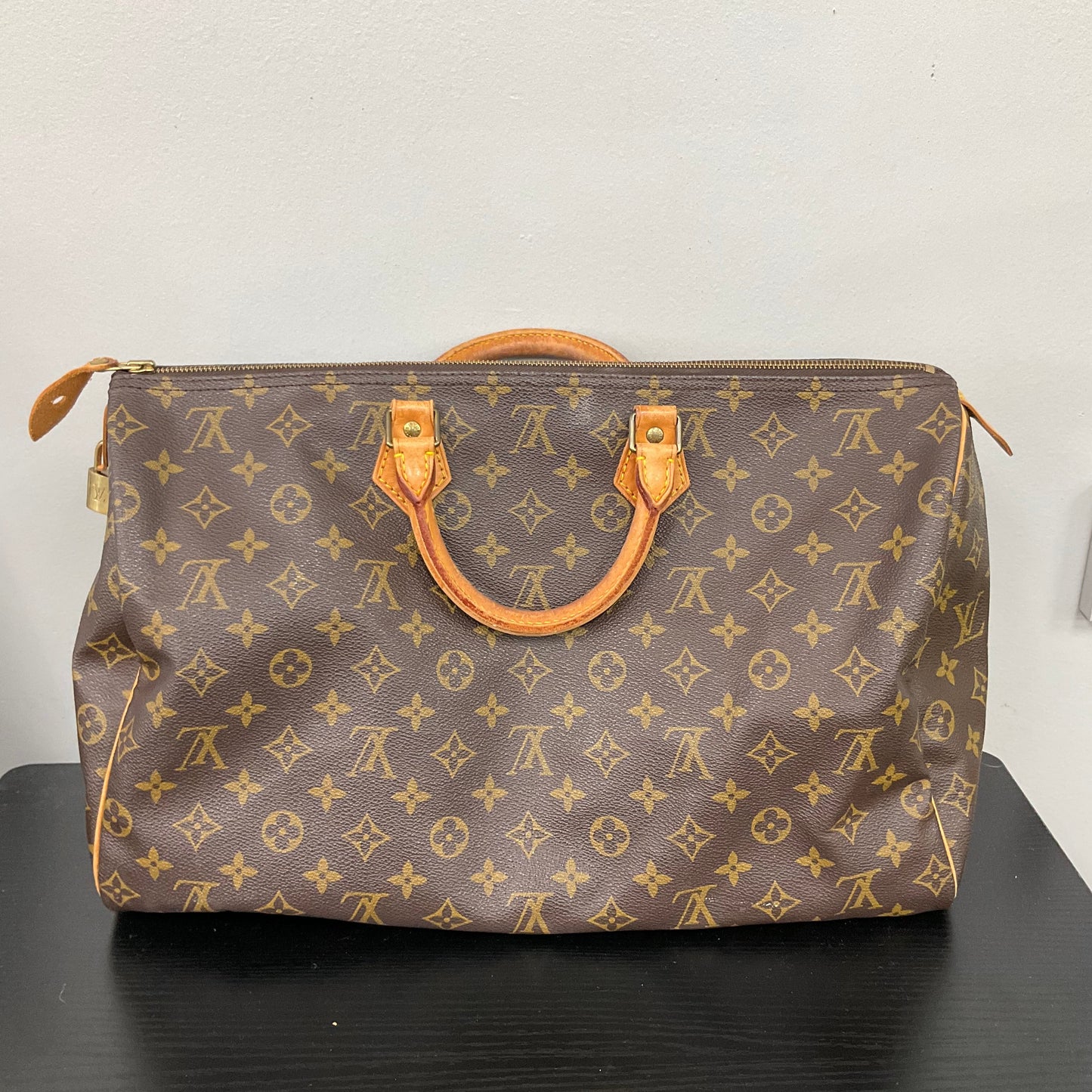 Handbag Luxury Designer By Louis Vuitton In Bronze, Size:Large