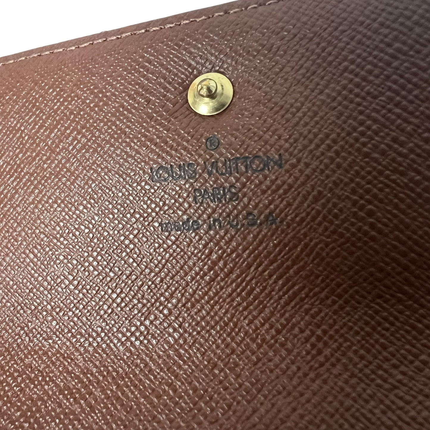Wallet Luxury Designer By Louis Vuitton, Size: Medium