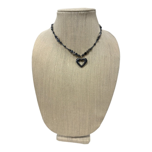 Necklace Statement  In Black