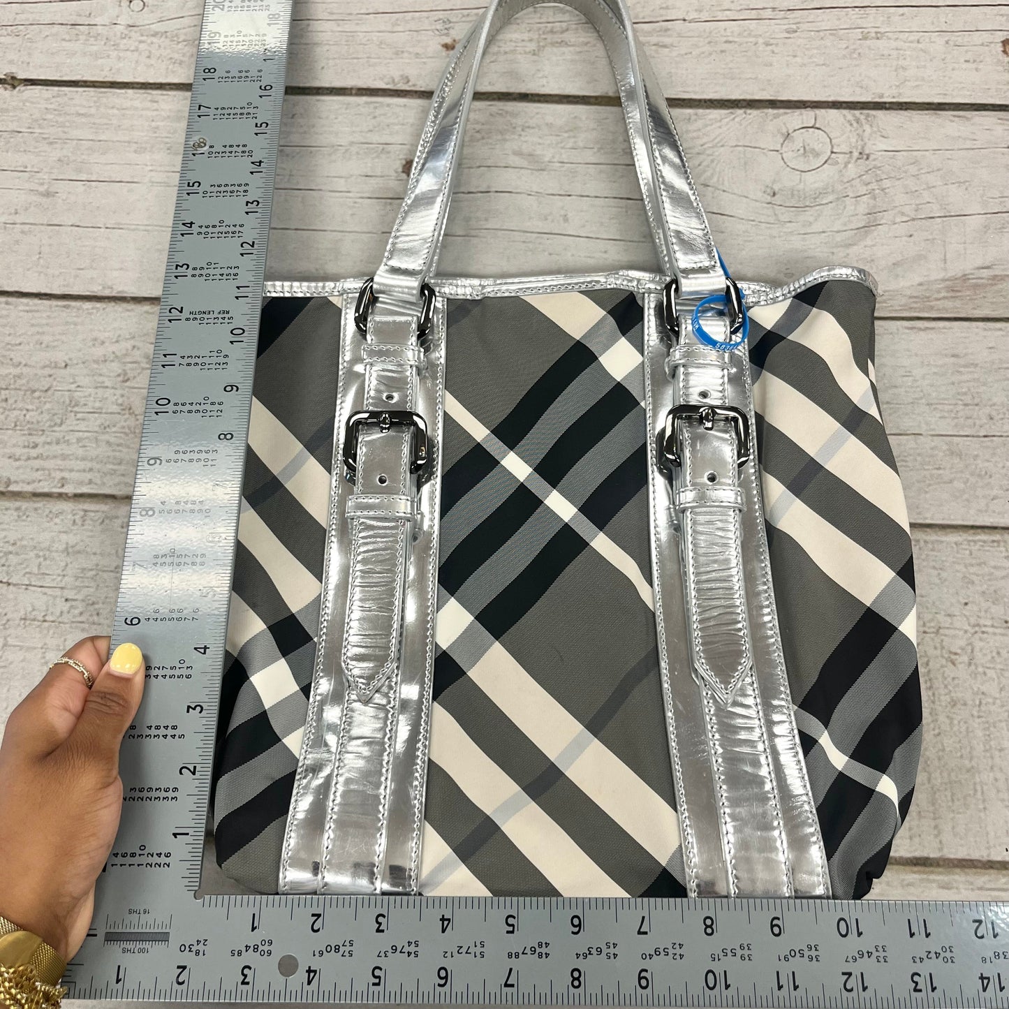 Handbag Luxury Designer By Burberry, Size: Medium