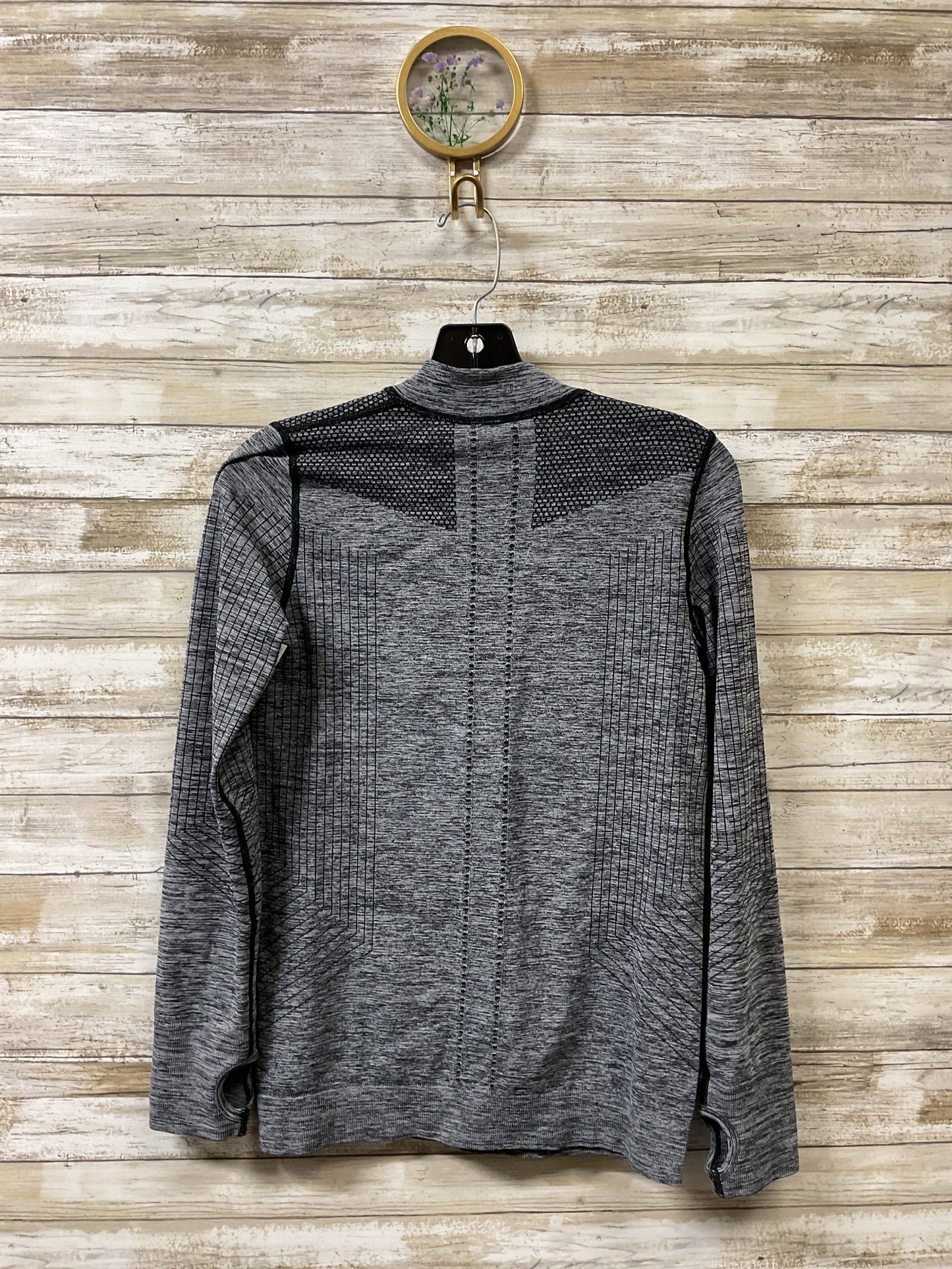 Athletic Top Ls Crewneck By Cmb In Grey, Size:S