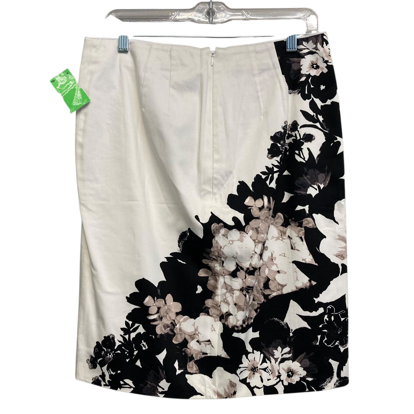 Skirt Mini & Short By White House Black Market In White, Size:8