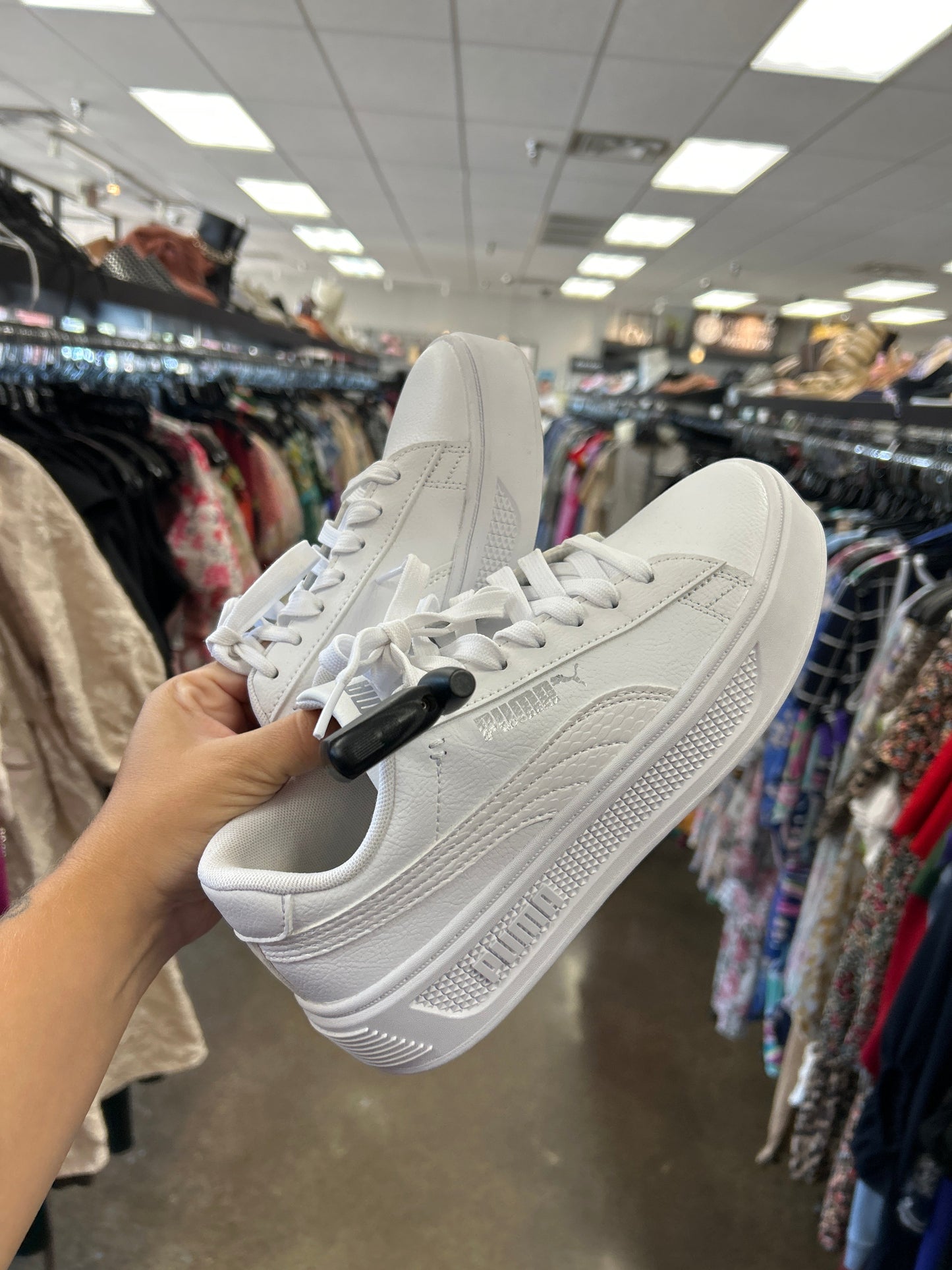 Shoes Athletic By Puma In White, Size:6.5