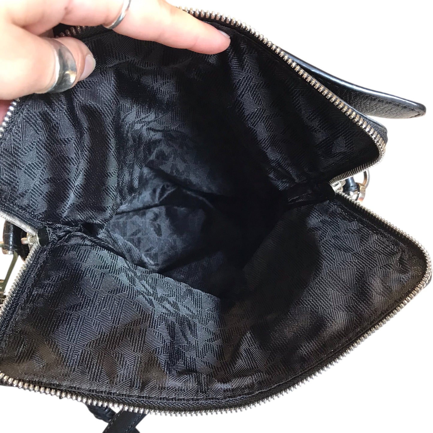Handbag Designer By Michael Kors In Black, Size:Medium