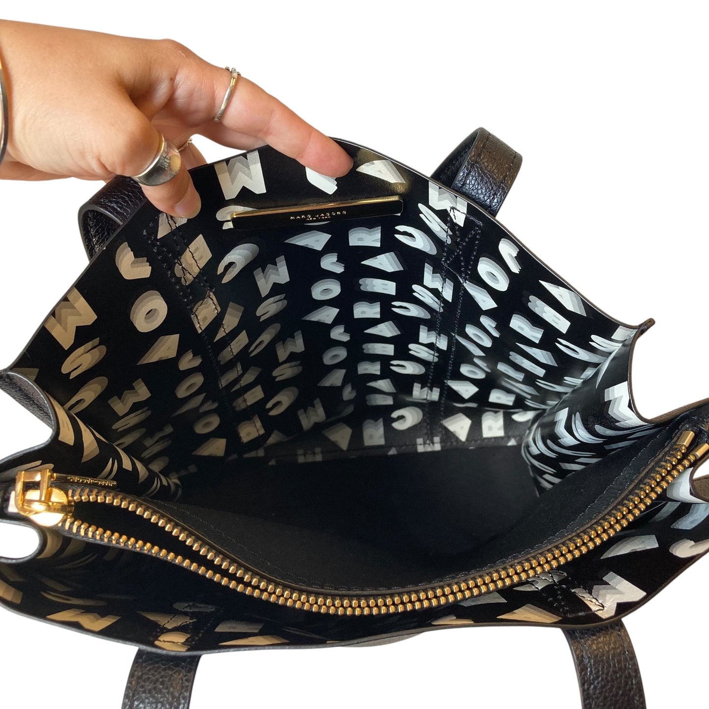 Handbag Designer By Marc Jacobs In Black, Size:Medium