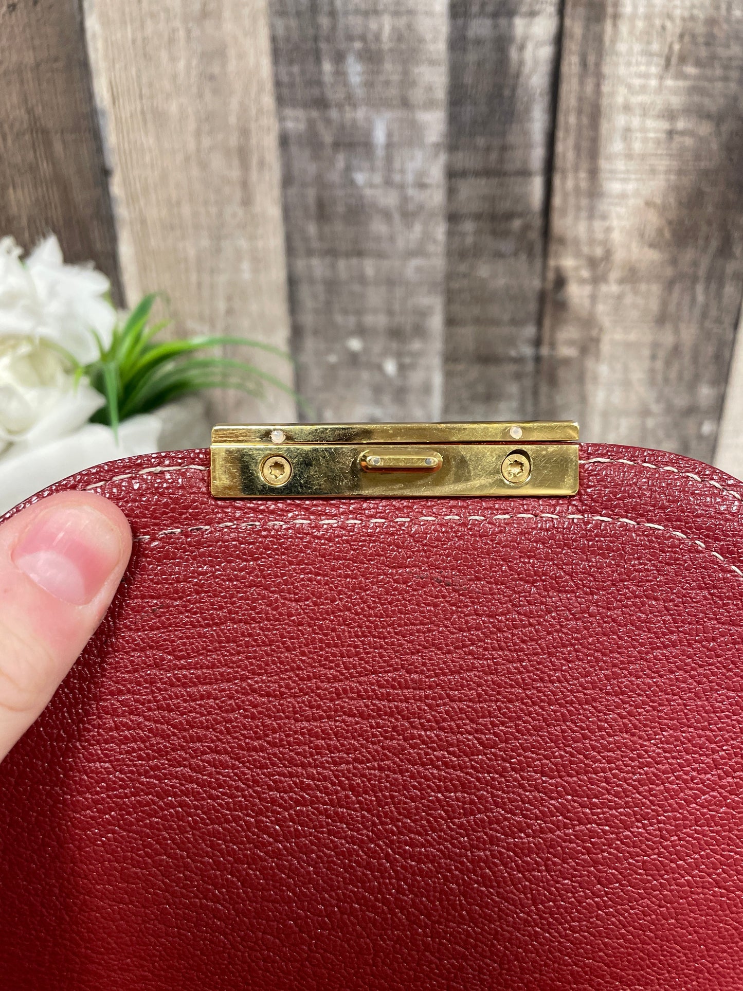 Handbag Luxury Designer By Louis Vuitton, Size: Medium