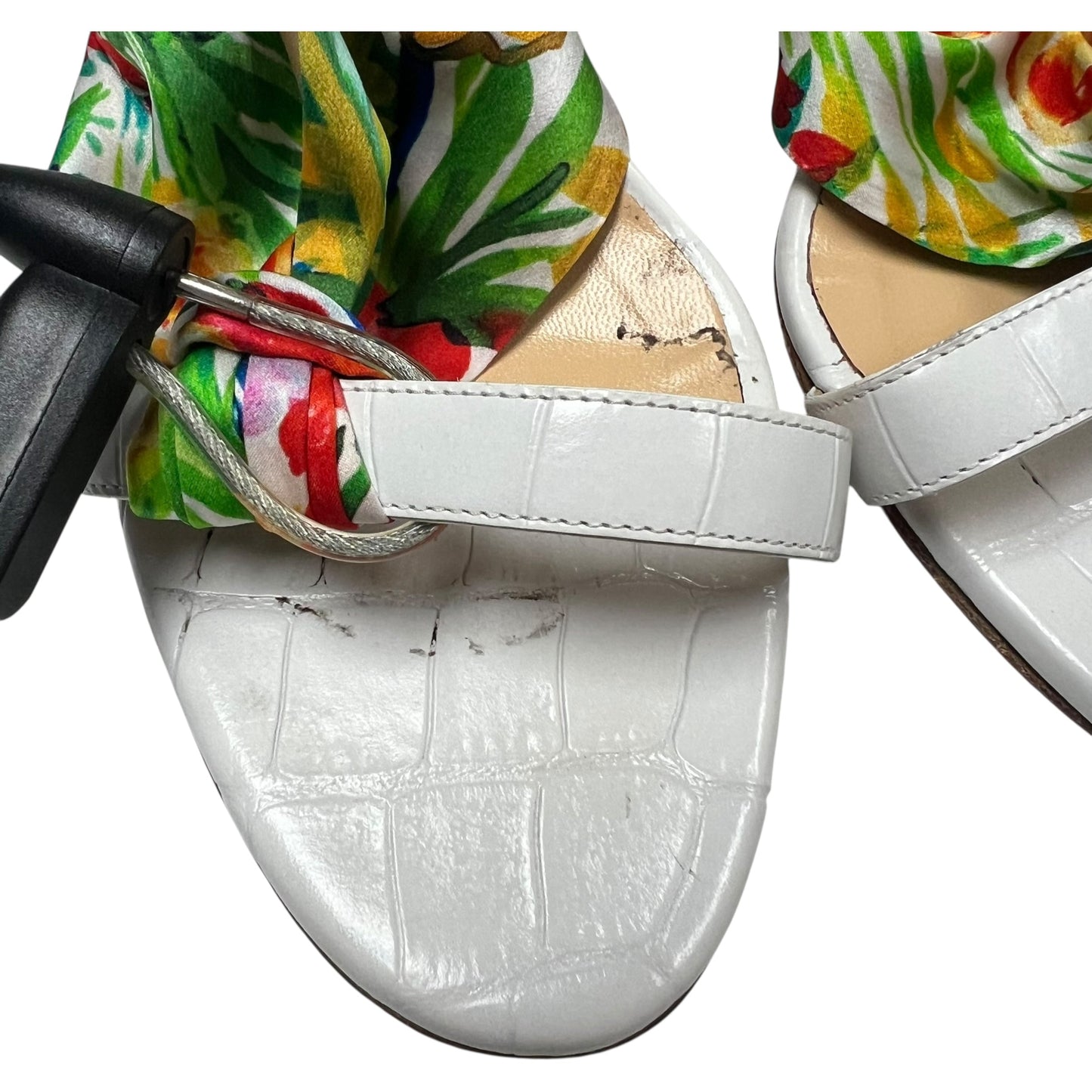 Sandals Luxury Designer By Christian Louboutin In White, Size: 9.5