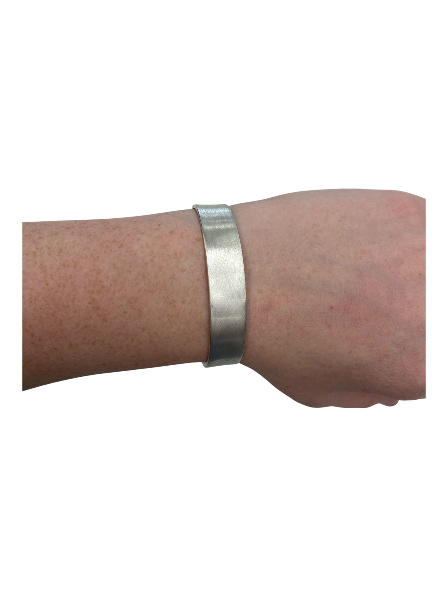 Bracelet Cuff By Clothes Mentor In Silver