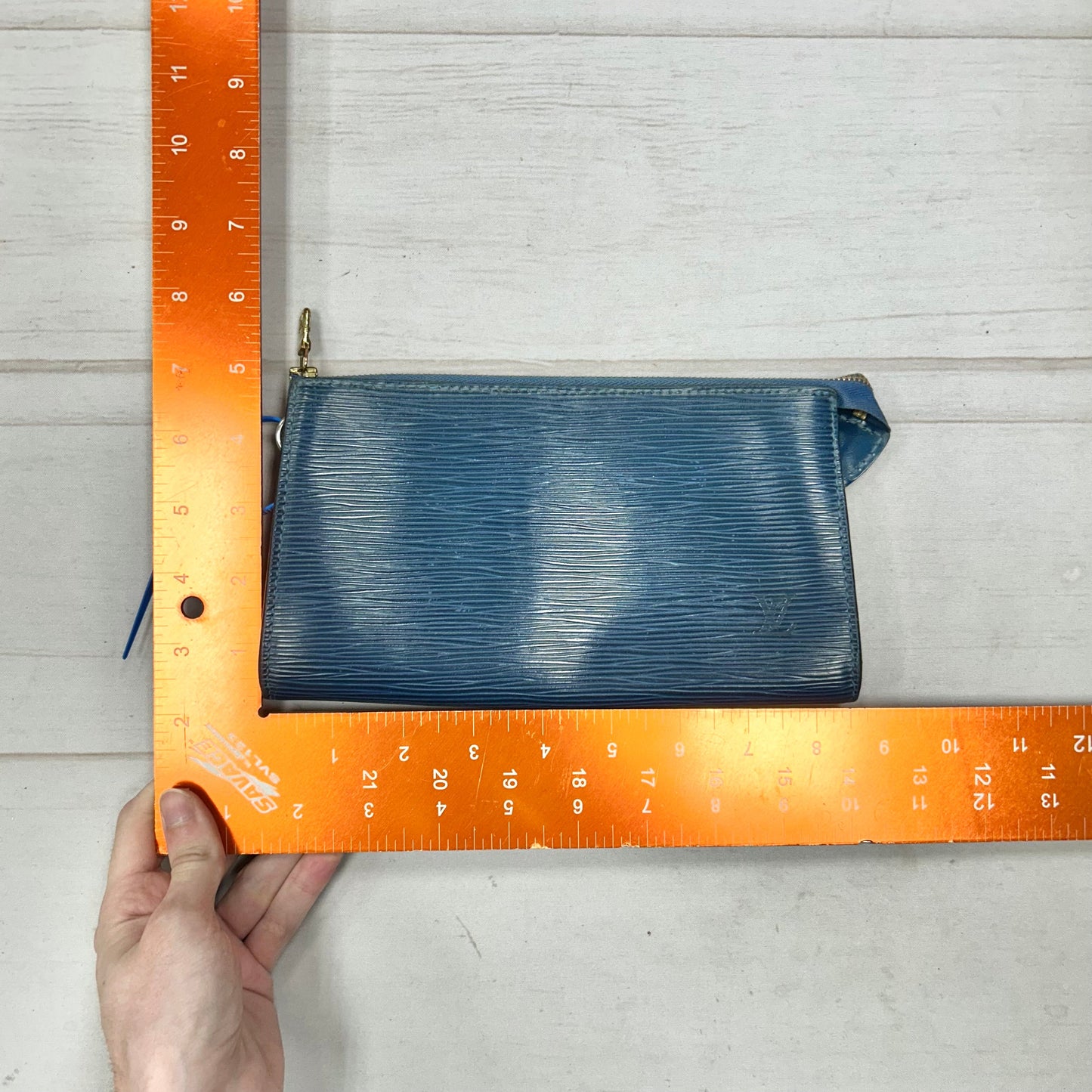 Wristlet Luxury Designer By Louis Vuitton, Size: Medium