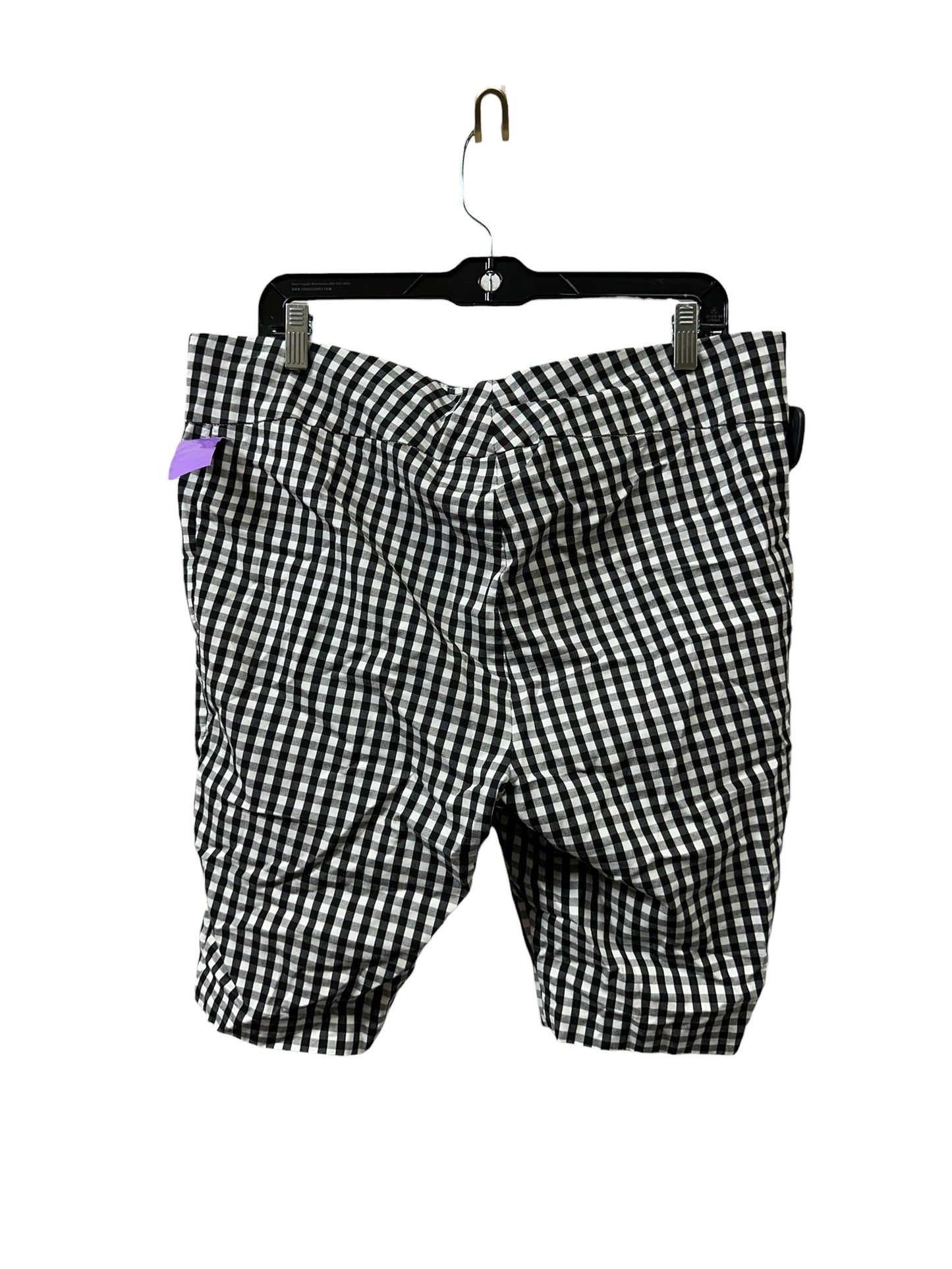 Shorts By Rafaella In Checkered Pattern, Size:Xl
