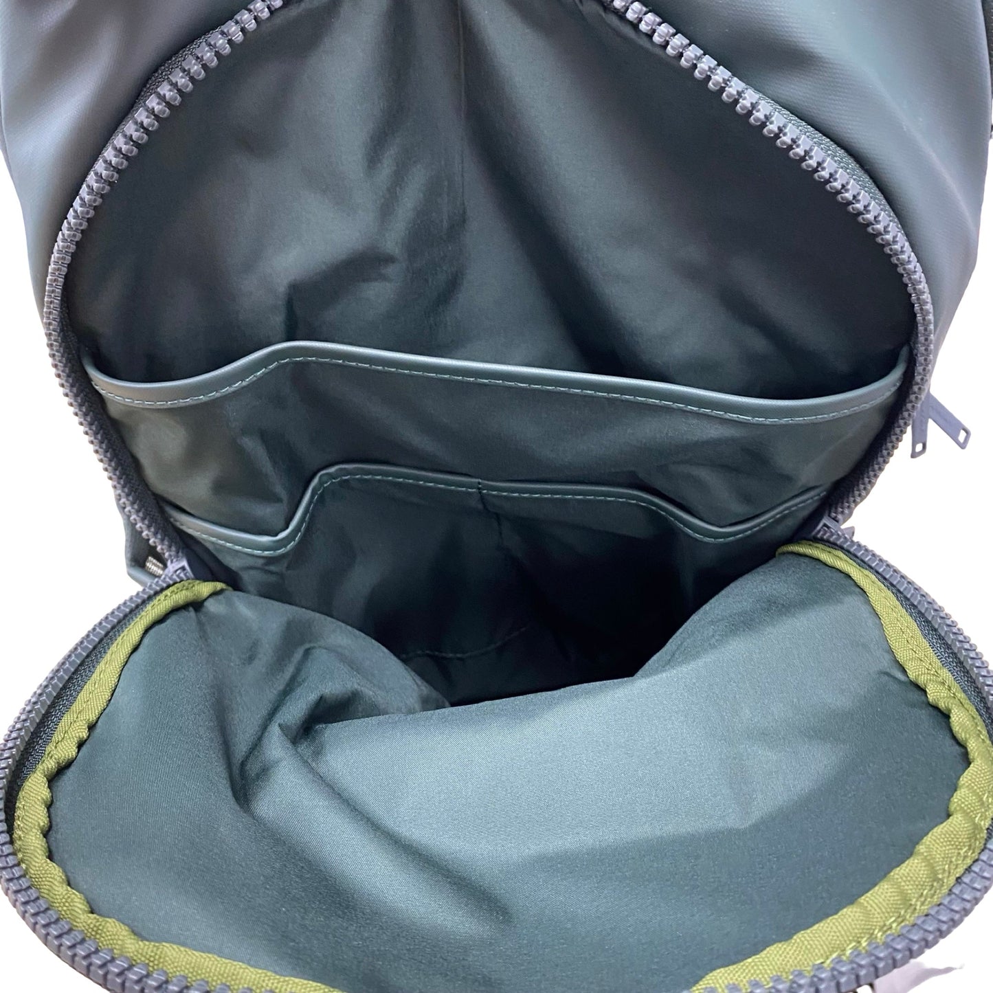 Backpack By Away In Green, Size:Large