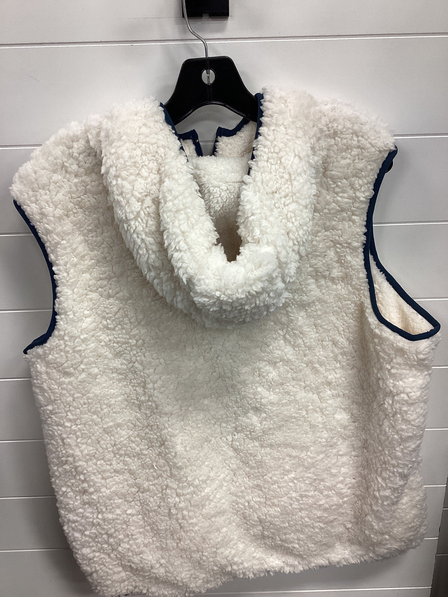 Vest Faux Fur & Sherpa By Weatherproof In White, Size:Xxl