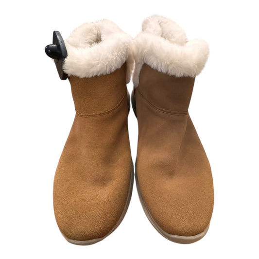 Boots Ankle Flats By Skechers In Brown & White, Size:8