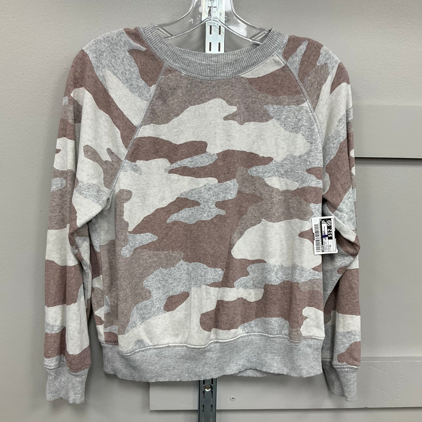 SWEATSHIRT CREWNECK by AERIE In CAMOUFLAGE PRINT, Size: XS