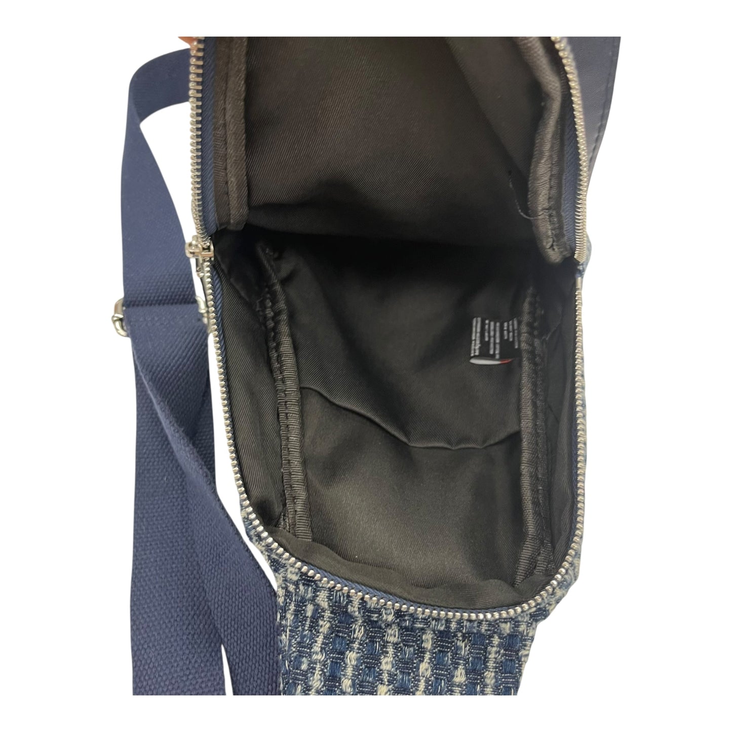 CROSSBODY by CLOTHES MENTOR In BLUE, Size: SMALL